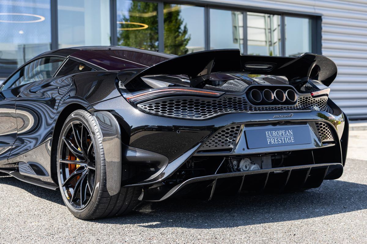 2021 McLaren 765LT