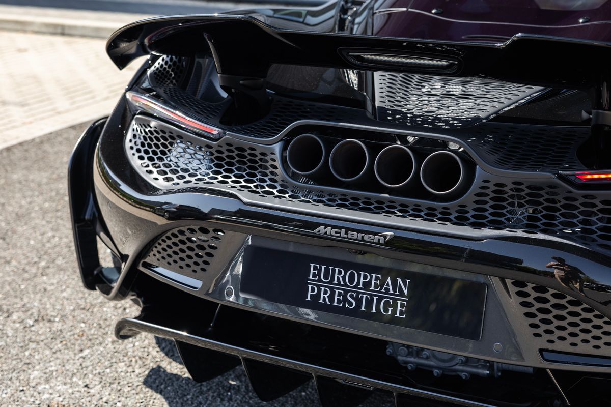 2021 McLaren 765LT