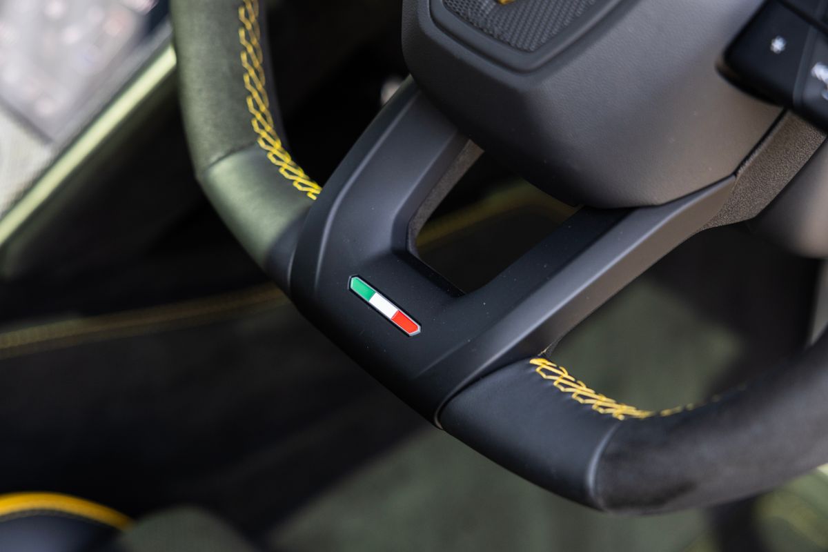 2024 Lamborghini Urus Performante URBAN