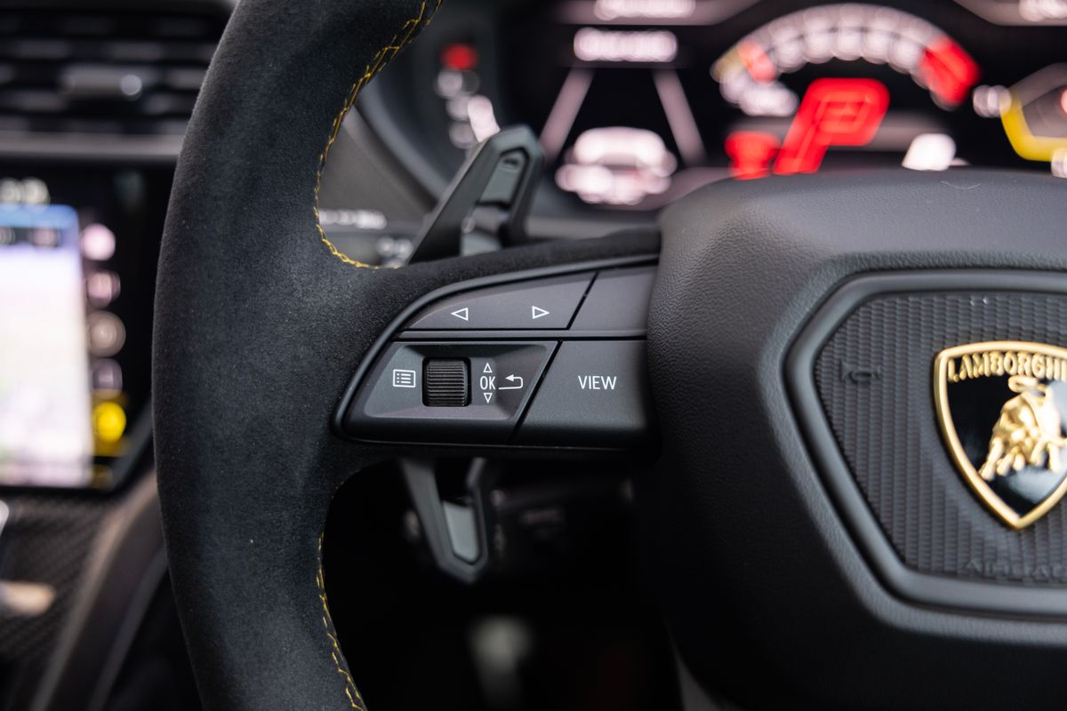 2024 Lamborghini Urus Performante URBAN