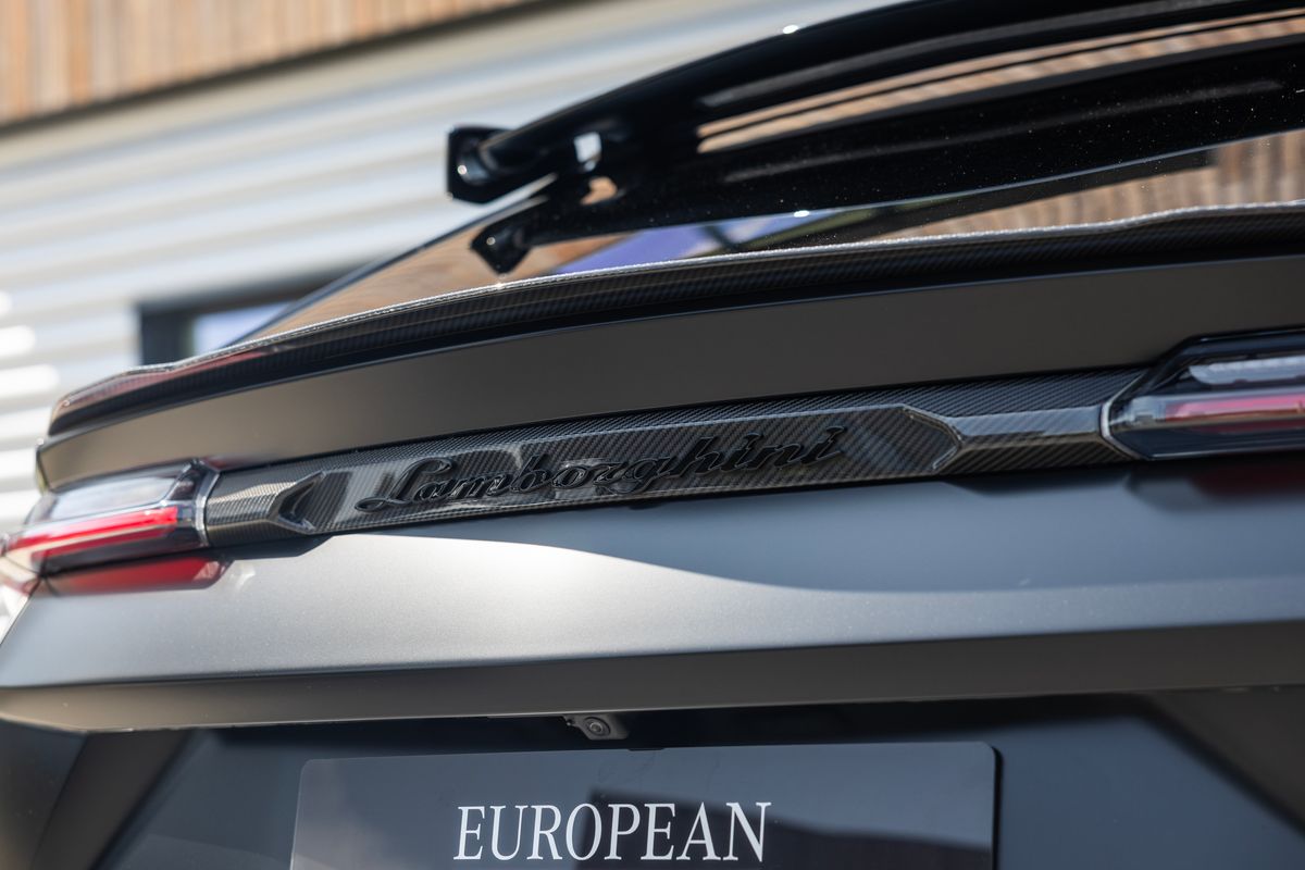 2024 Lamborghini Urus Performante URBAN