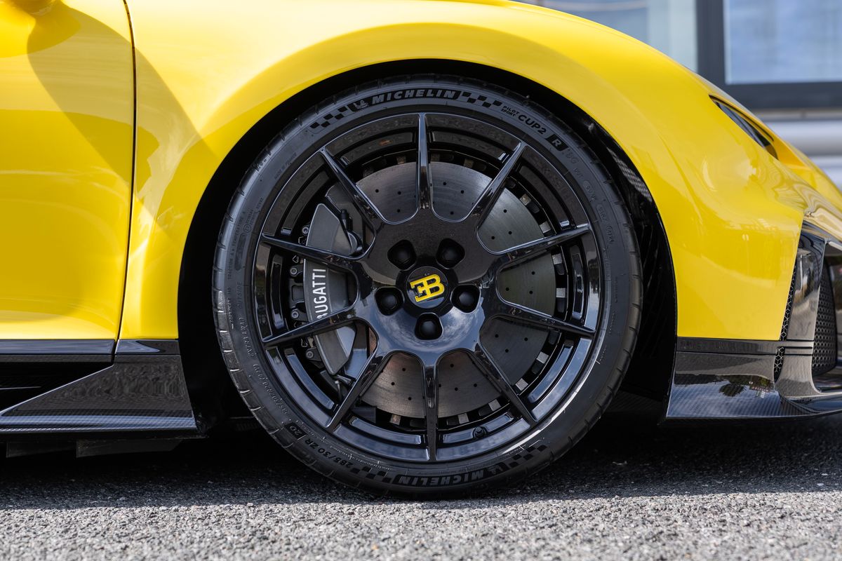 2021 Bugatti Chiron Pur Sport