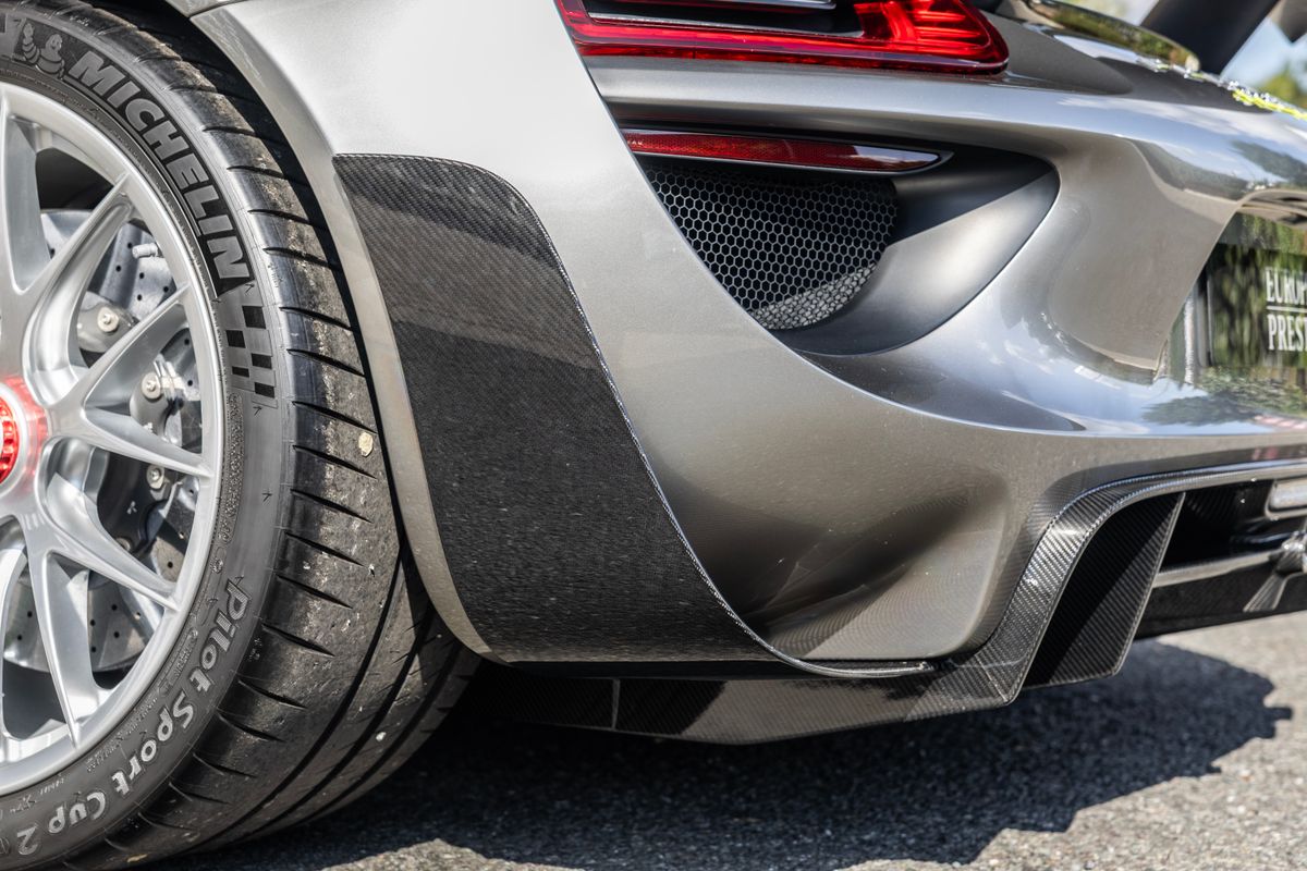 2015 Porsche 918 Spyder Weissach