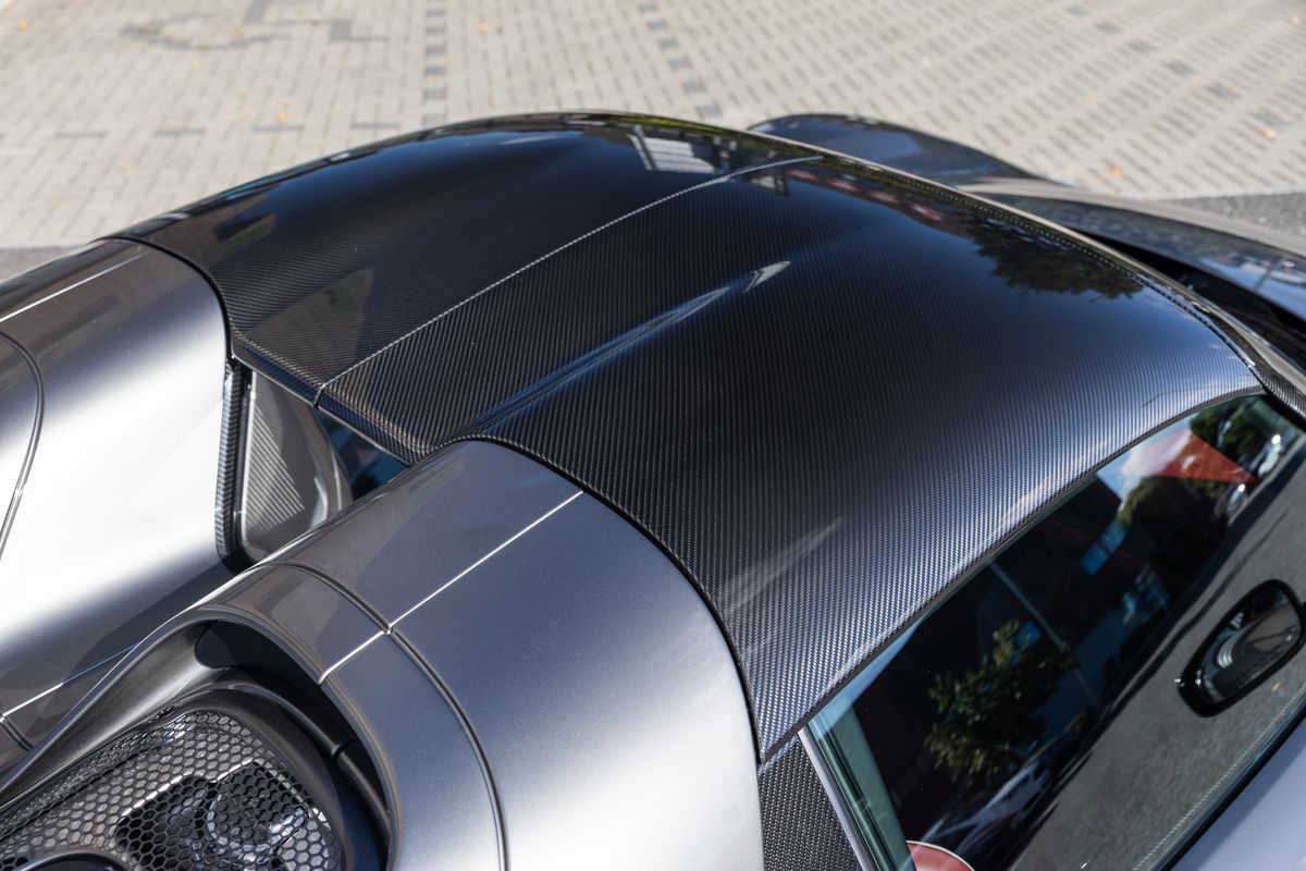 2015 Porsche 918 Spyder Weissach