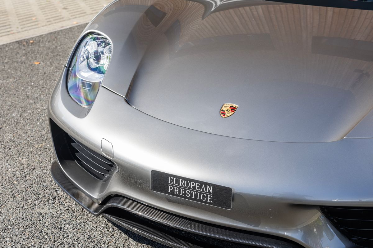 2015 Porsche 918 Spyder Weissach