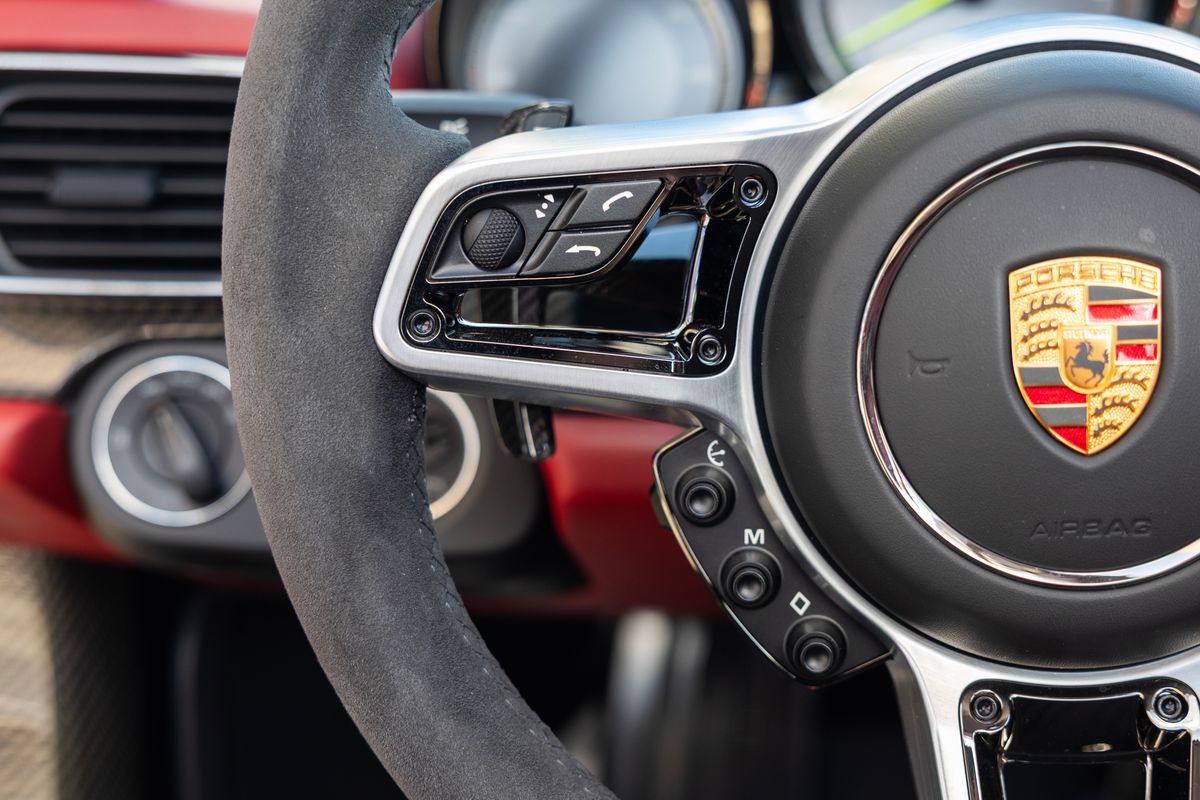 2015 Porsche 918 Spyder Weissach