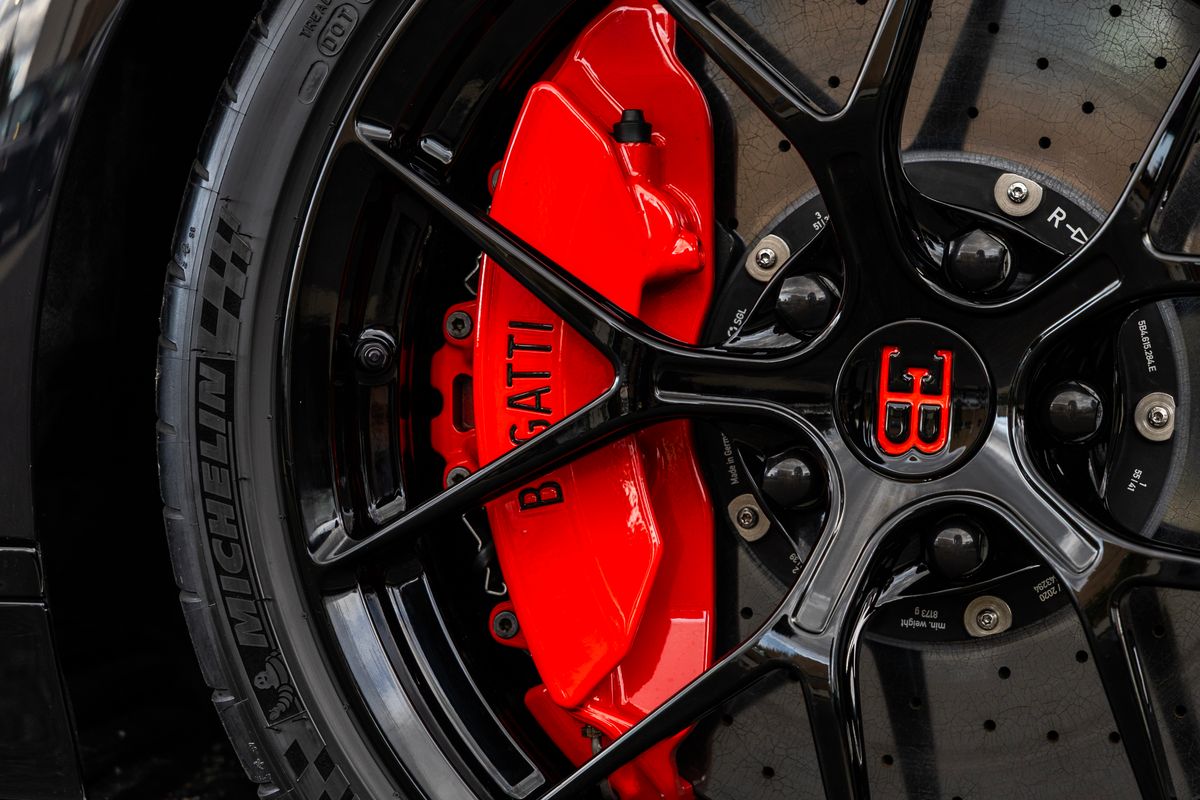 2020 Bugatti Chiron Sport