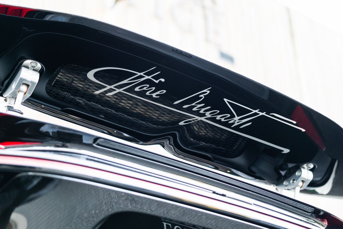 2020 Bugatti Chiron Sport