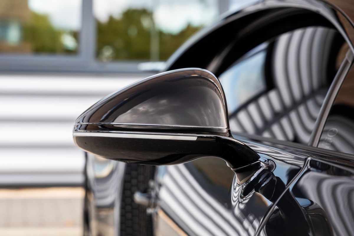 2020 Bugatti Chiron Sport