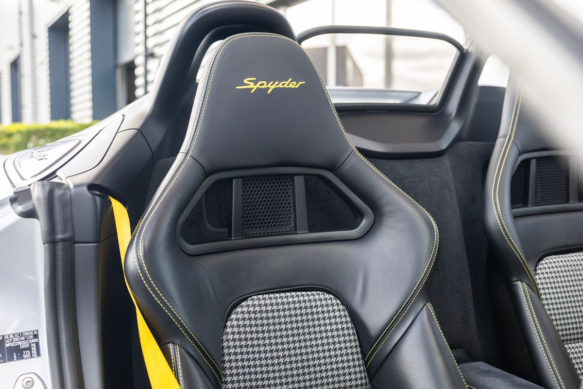 2016 Porsche Boxster (981) Spyder