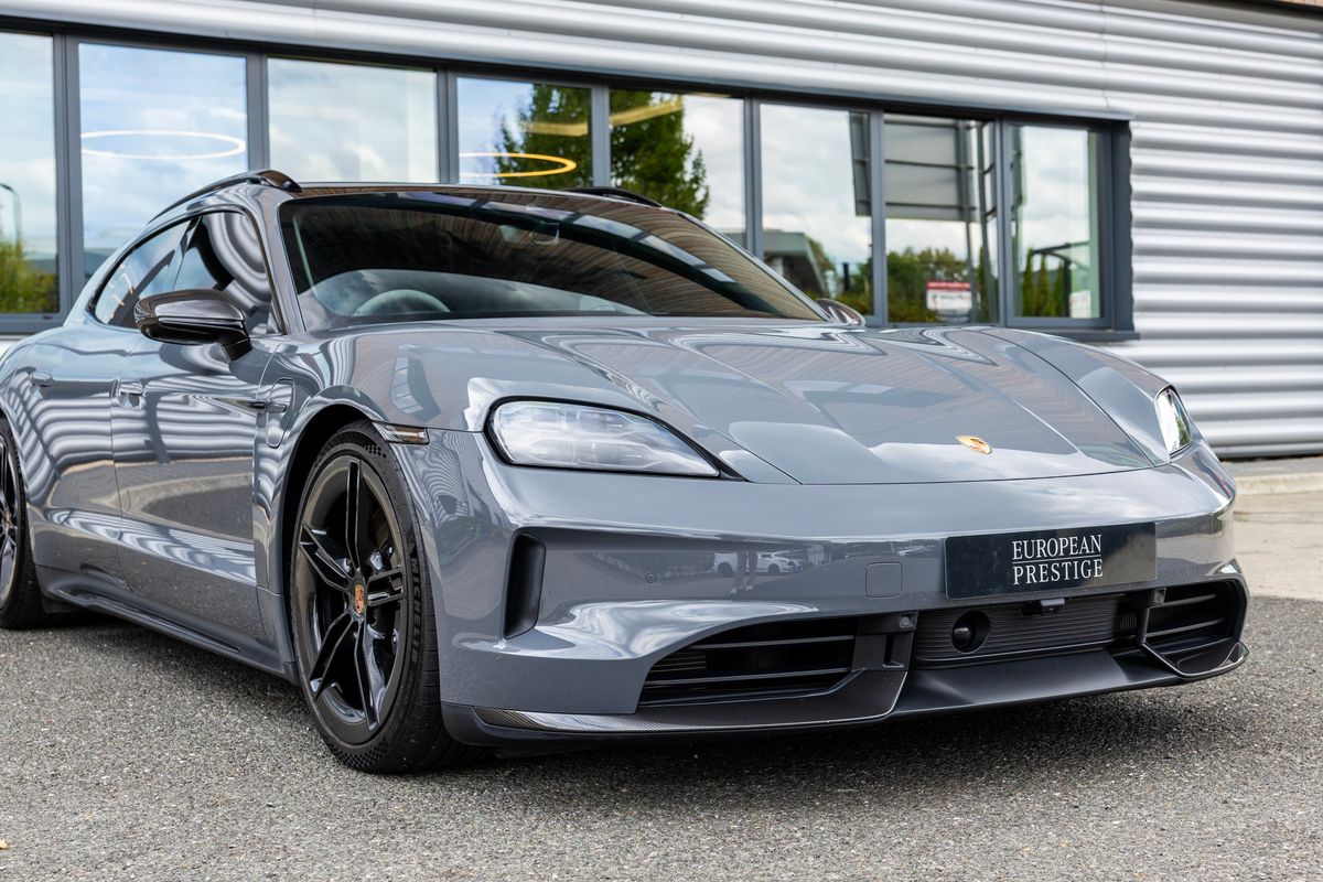 2025 Porsche Taycan GTS Sport Turismo