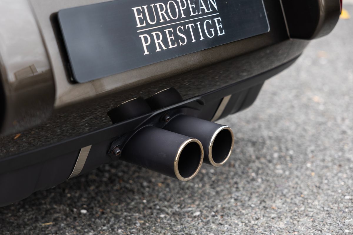 1990 Porsche 911 (964) Reimagined By Singer "Classic Study" Indy Commission