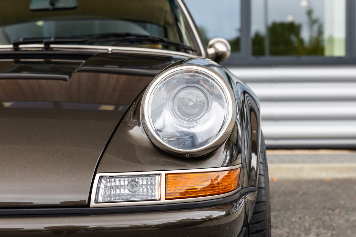 1990 Porsche 911 (964) Reimagined By Singer "Classic Study" Indy Commission