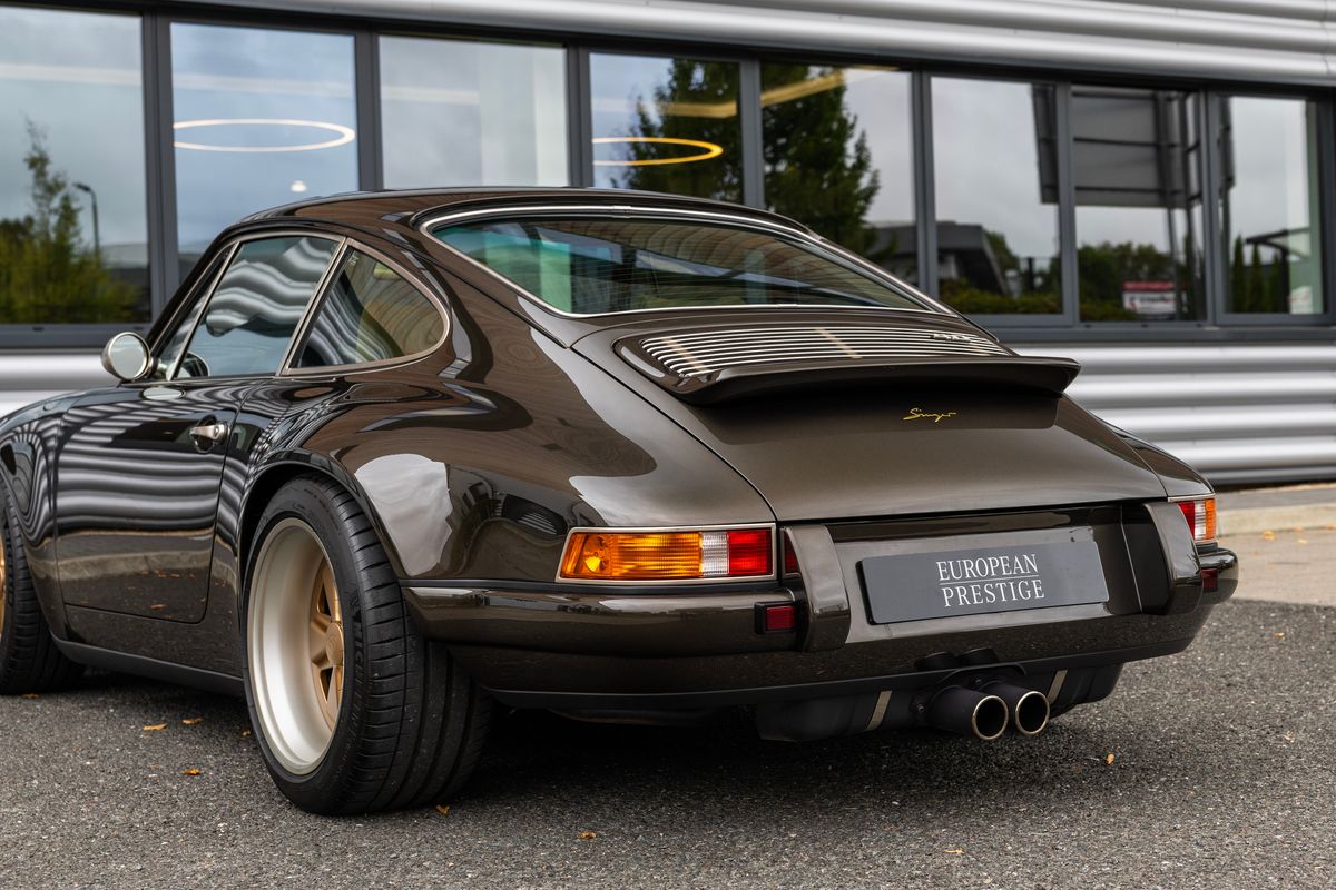 1990 Porsche 911 (964) Reimagined By Singer "Classic Study" Indy Commission