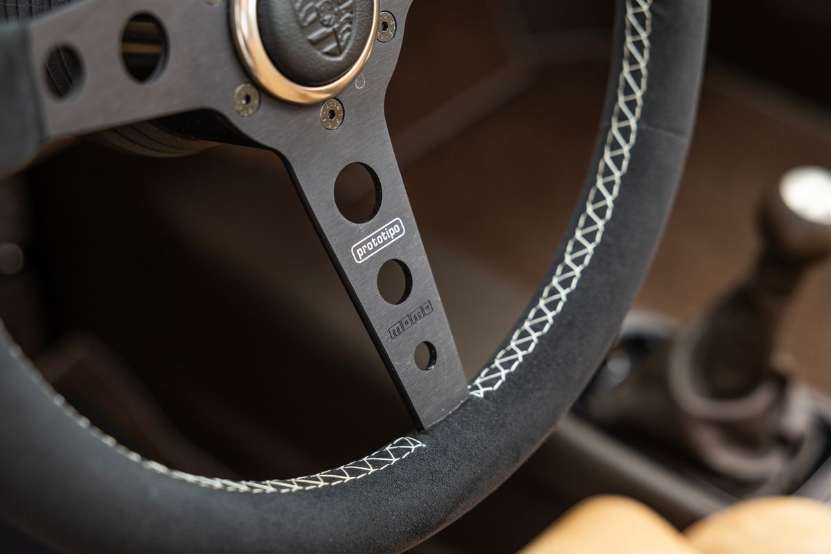 1990 Porsche 911 (964) Reimagined By Singer "Classic Study" Indy Commission