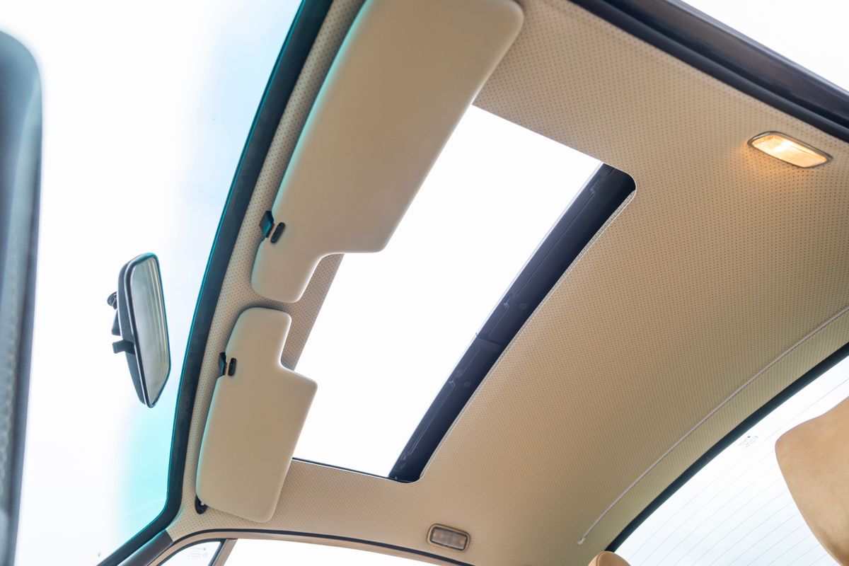 1990 Porsche 911 (964) Reimagined By Singer "Classic Study" Indy Commission