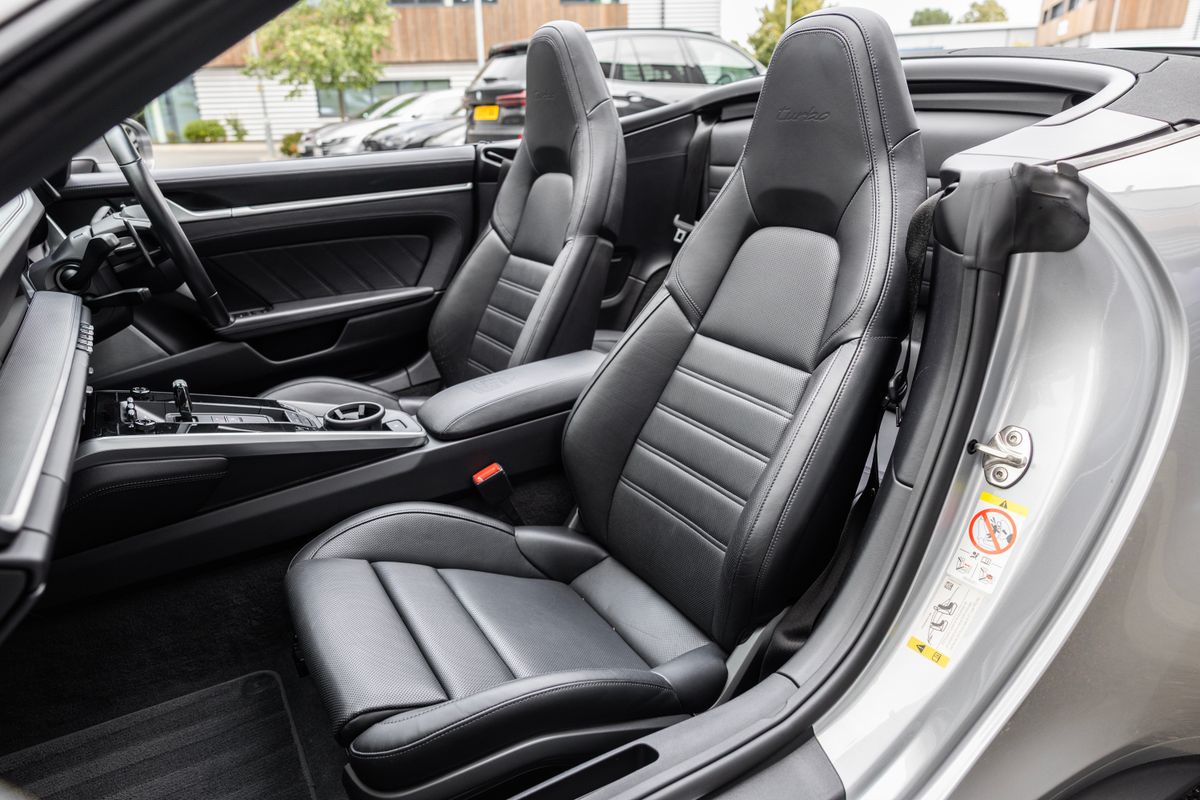 2024 Porsche 911 (992) Turbo Cabriolet