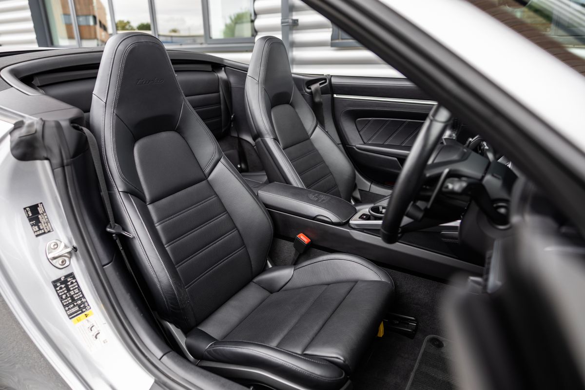 2024 Porsche 911 (992) Turbo Cabriolet