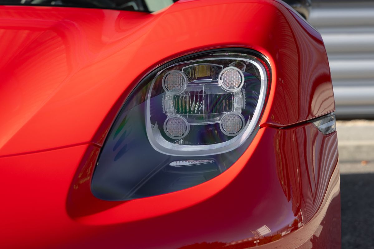 2015 Porsche 918 Spyder Weissach