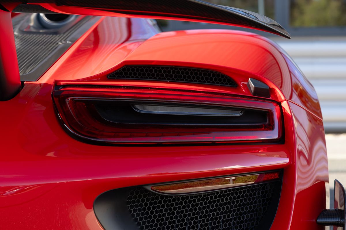 2015 Porsche 918 Spyder Weissach