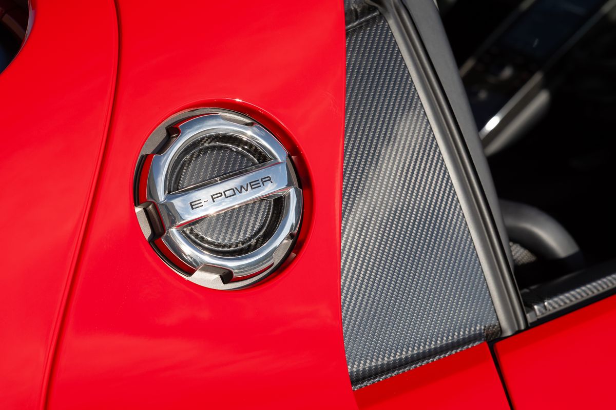 2015 Porsche 918 Spyder Weissach