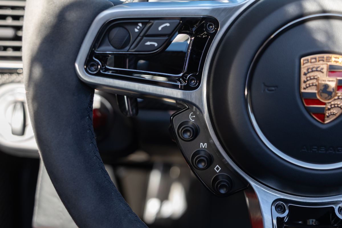 2015 Porsche 918 Spyder Weissach