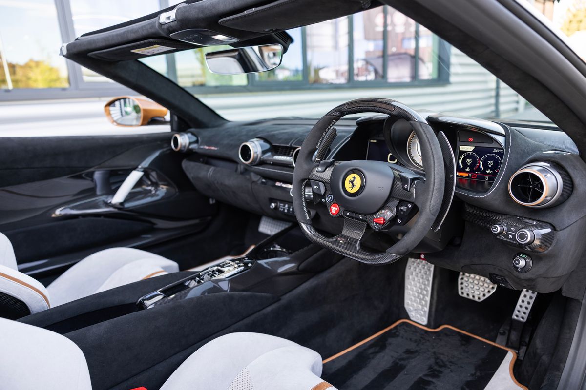2024 Ferrari 812 Competizione Aperta