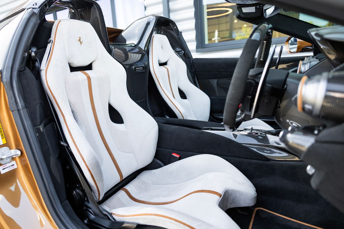 2024 Ferrari 812 Competizione Aperta