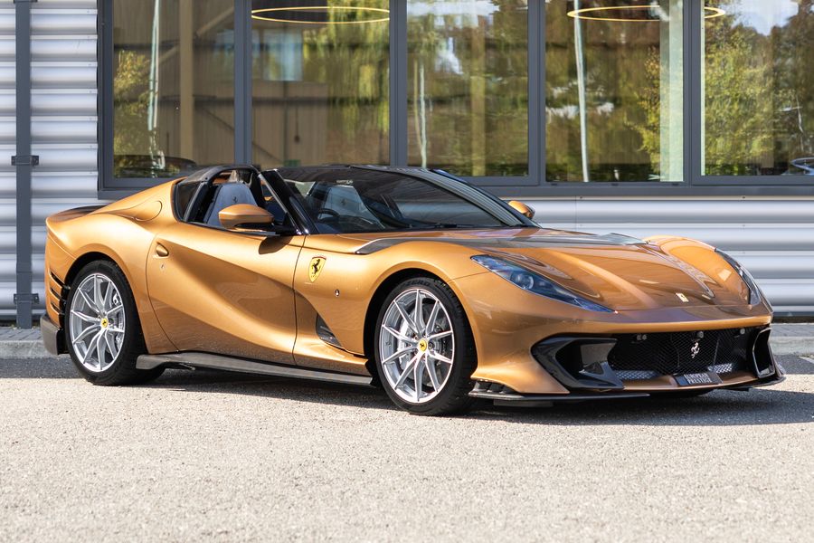 Ferrari 812 Competizione Aperta