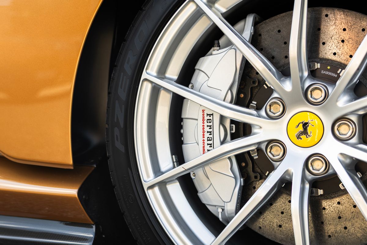 2024 Ferrari 812 Competizione Aperta