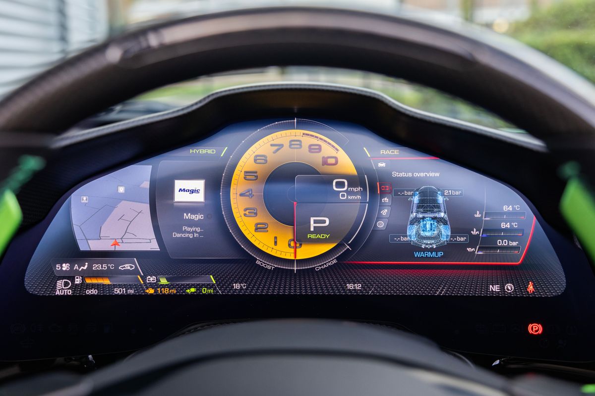 2022 Ferrari SF90 Spider