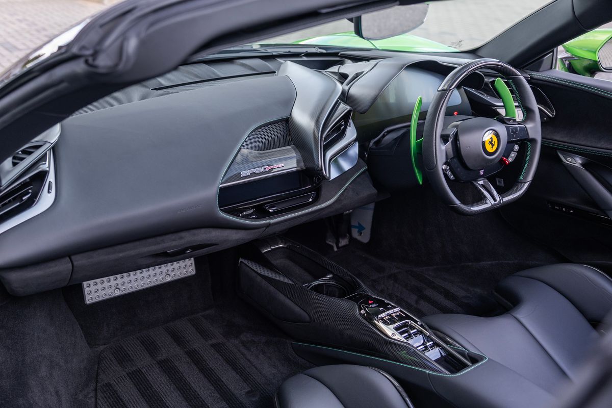 2022 Ferrari SF90 Spider