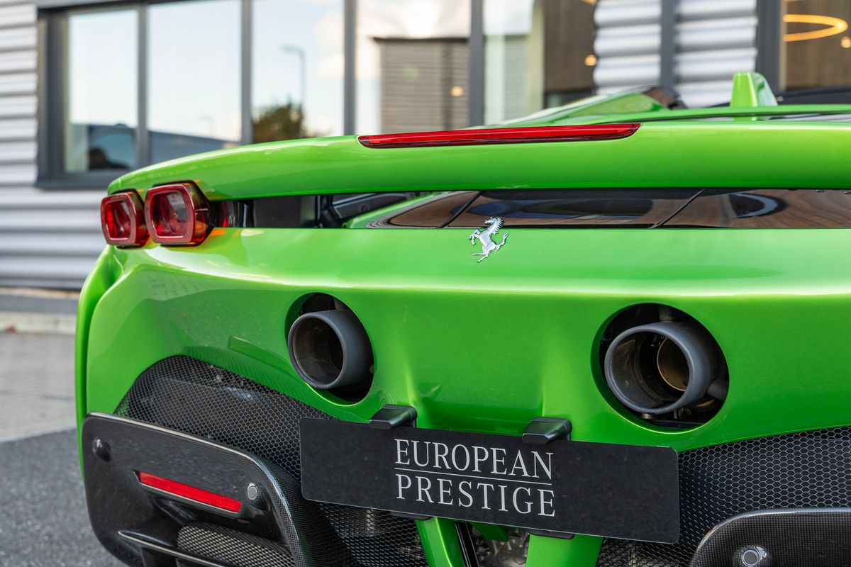 2022 Ferrari SF90 Spider