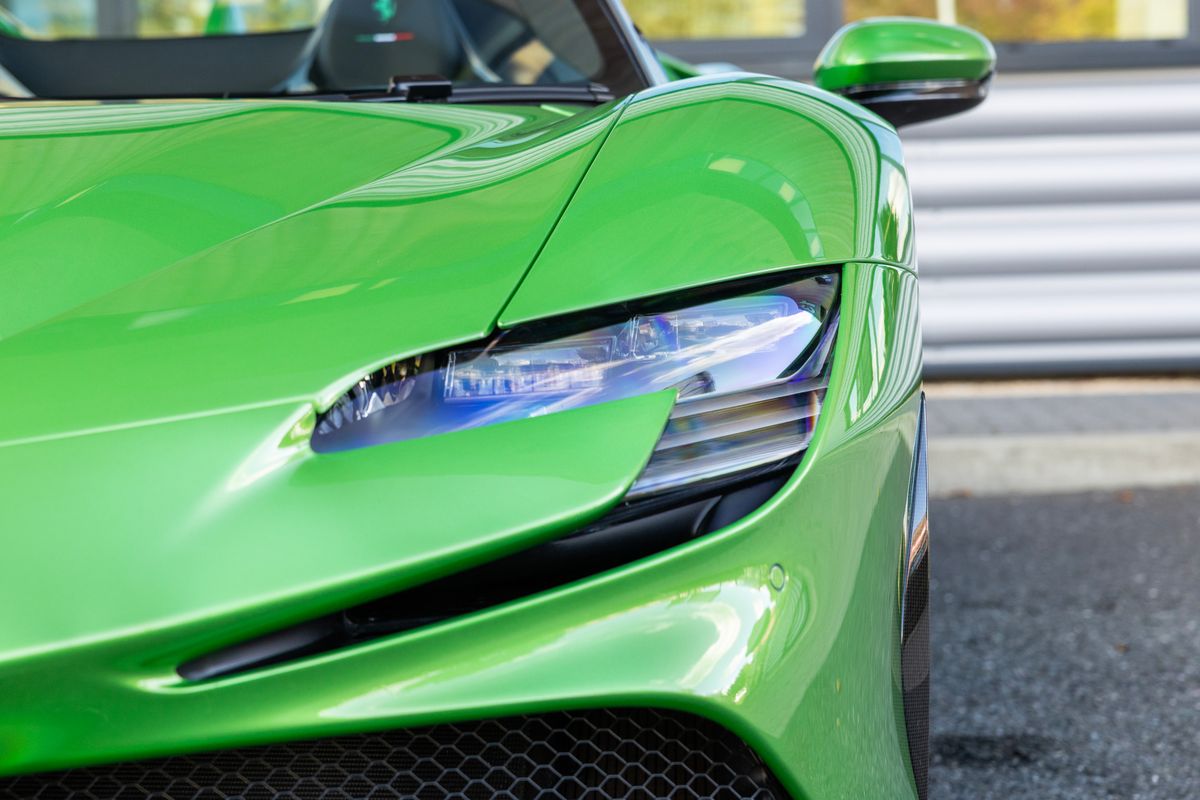 2022 Ferrari SF90 Spider