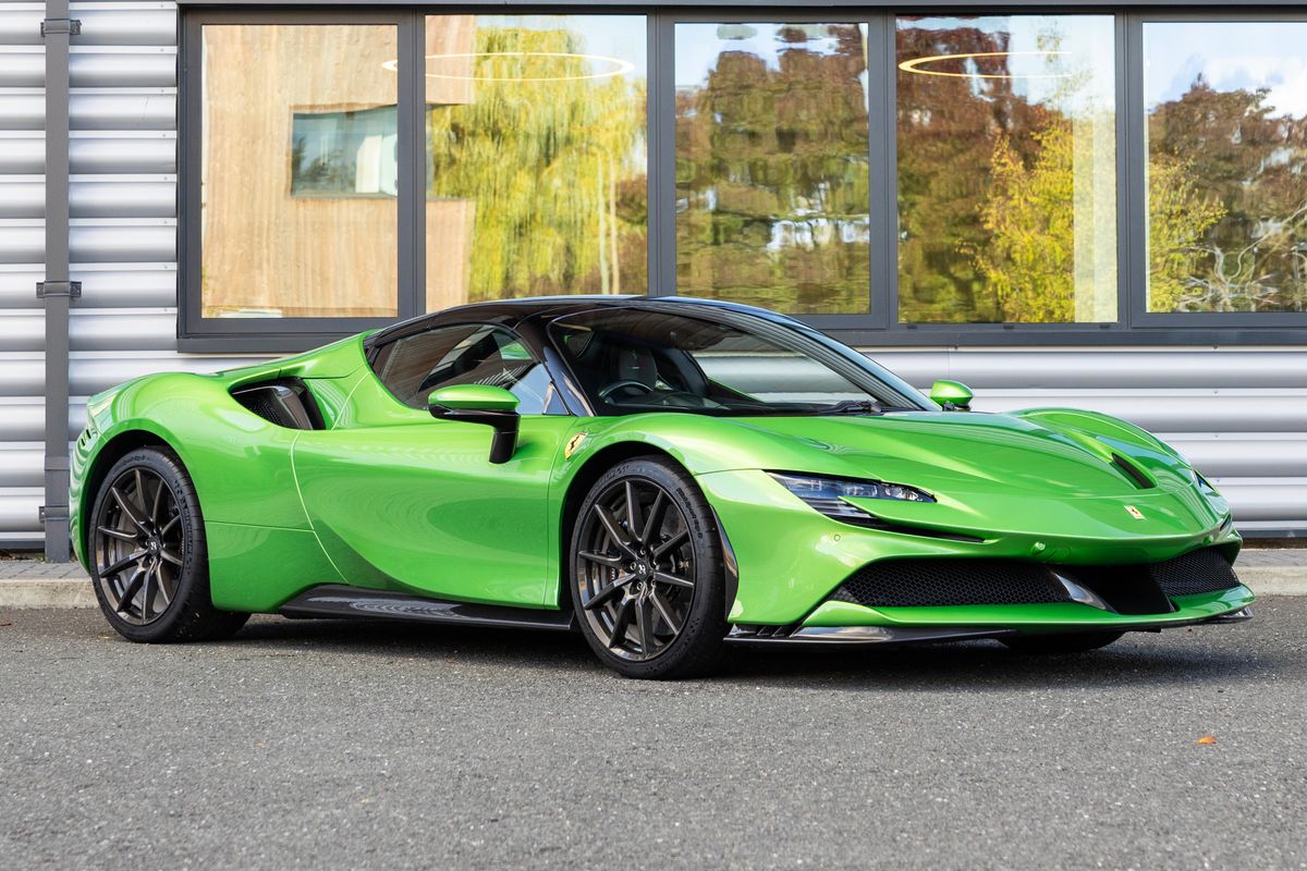 2022 Ferrari SF90 Spider