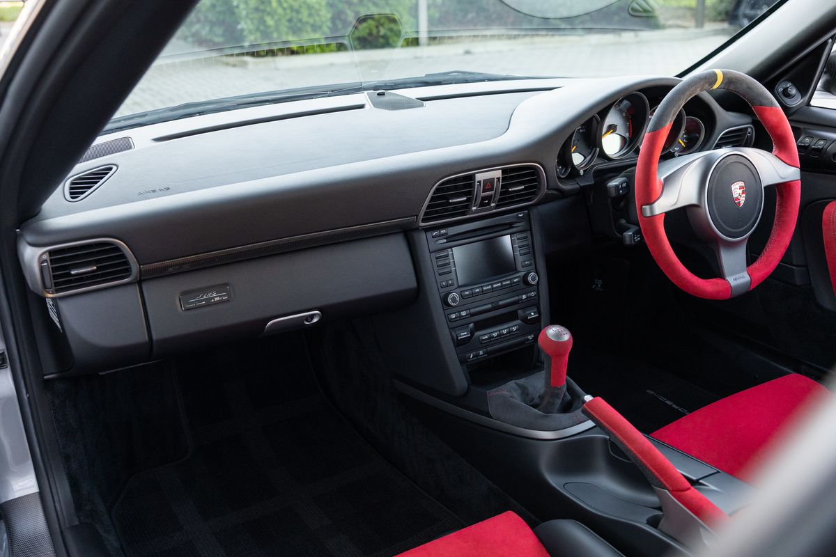 2011 Porsche 911 (997.2) GT2 RS