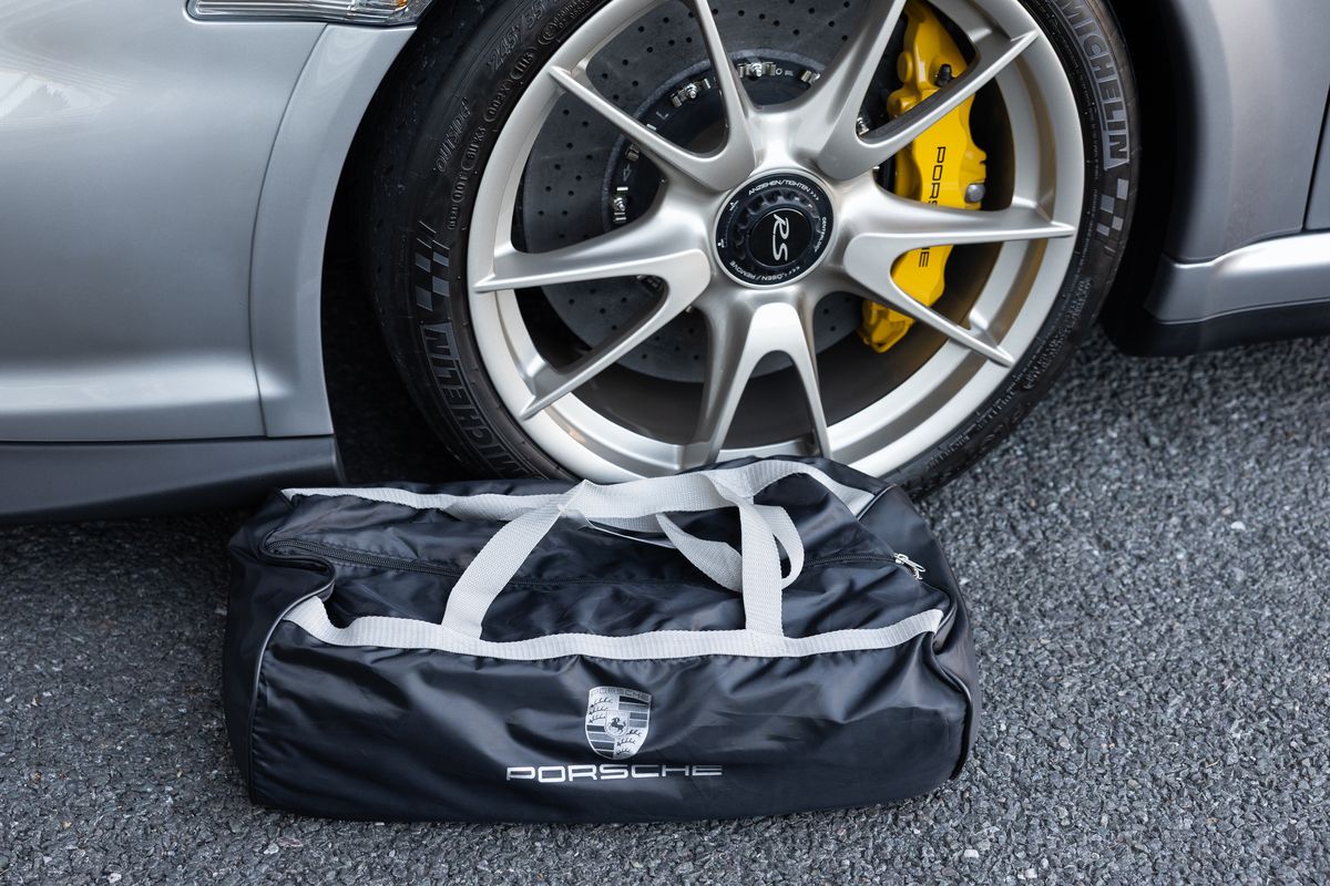 2011 Porsche 911 (997.2) GT2 RS