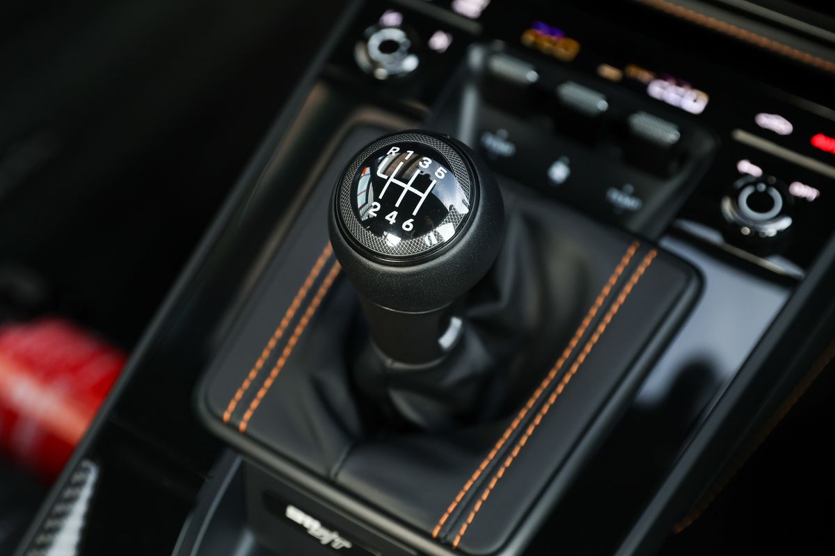 2025 Porsche 911 (992.1) S/T