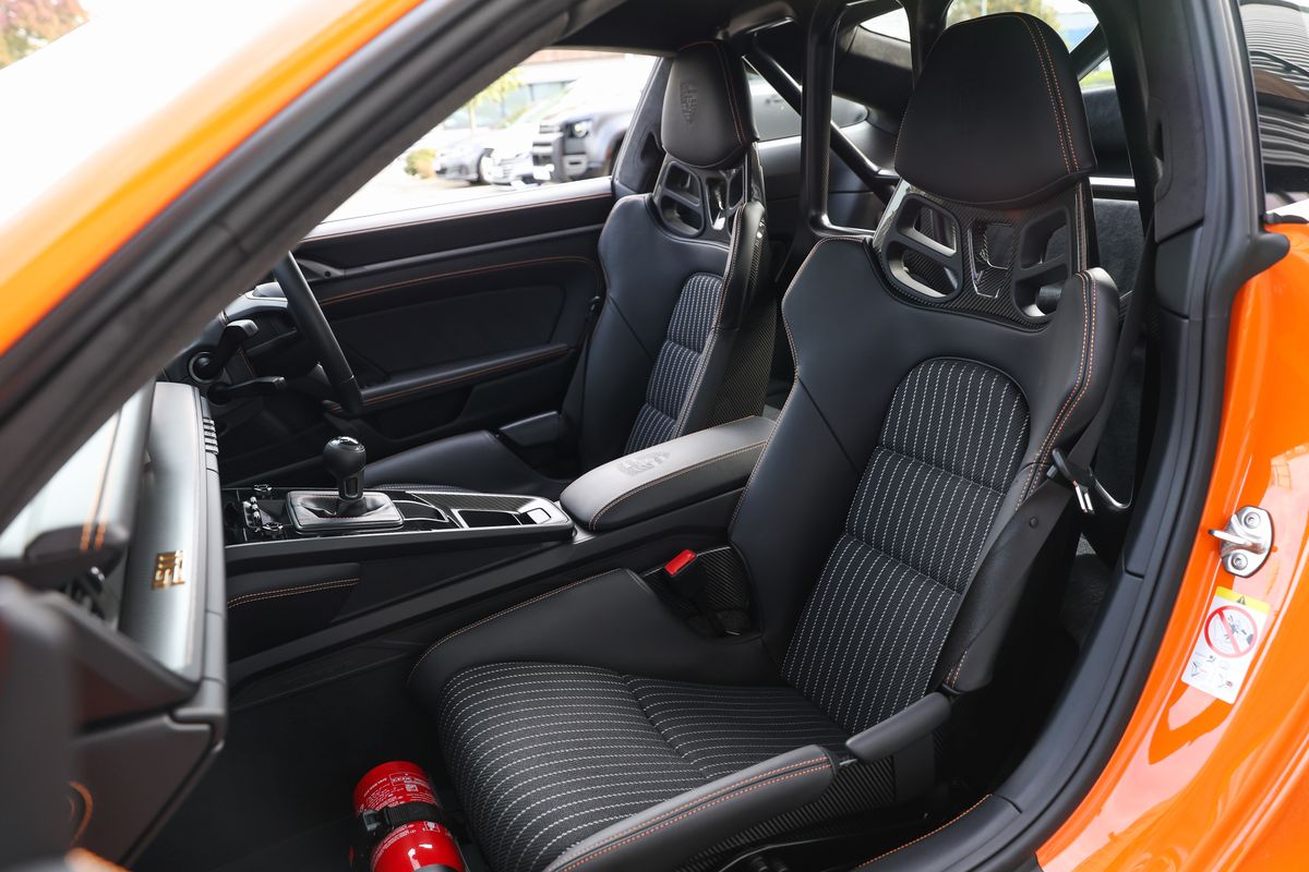2025 Porsche 911 (992.1) S/T