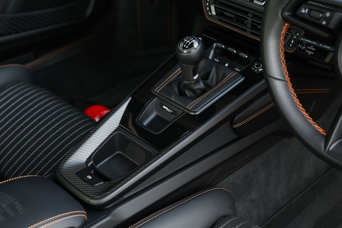 2025 Porsche 911 (992.1) S/T