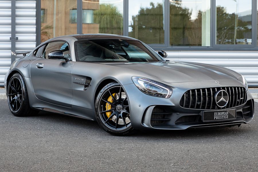 Mercedes-Benz AMG GT-R Premium