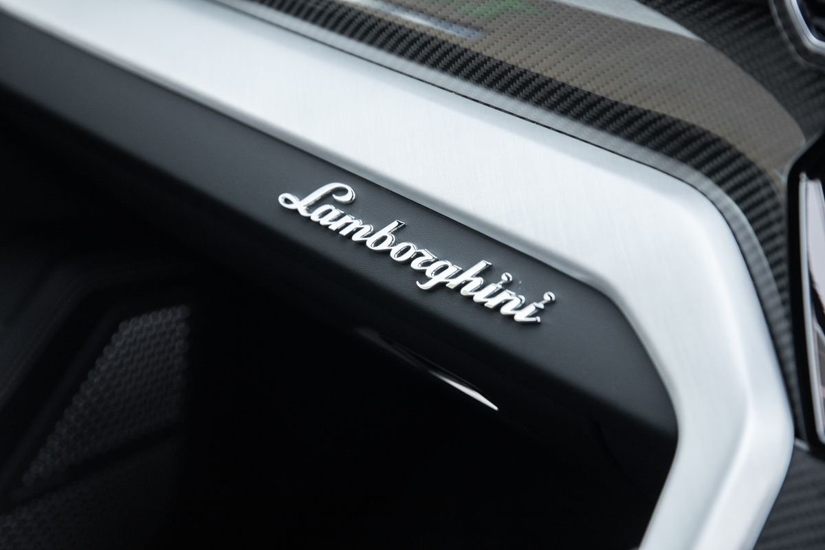 2020 Lamborghini Urus 4.0 V8 BiTurbo