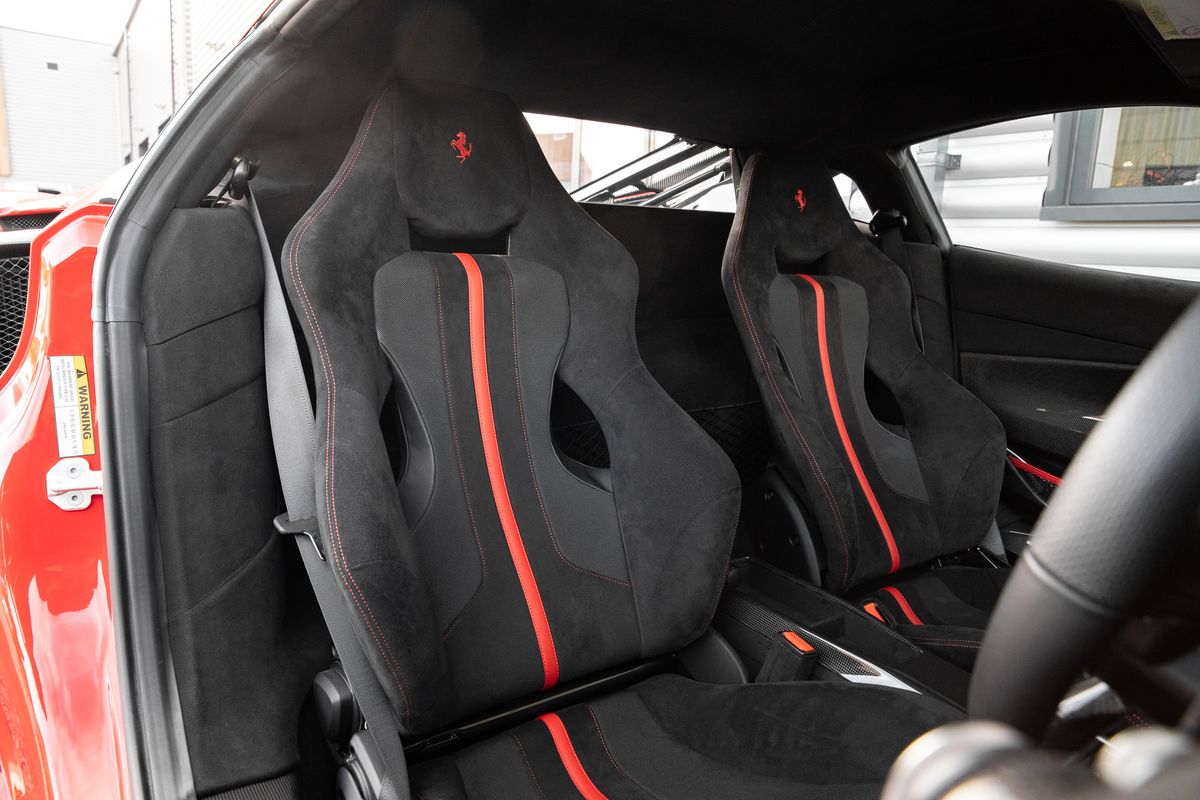 2020 Ferrari 488 Pista 3.9T V8 F1 DCT