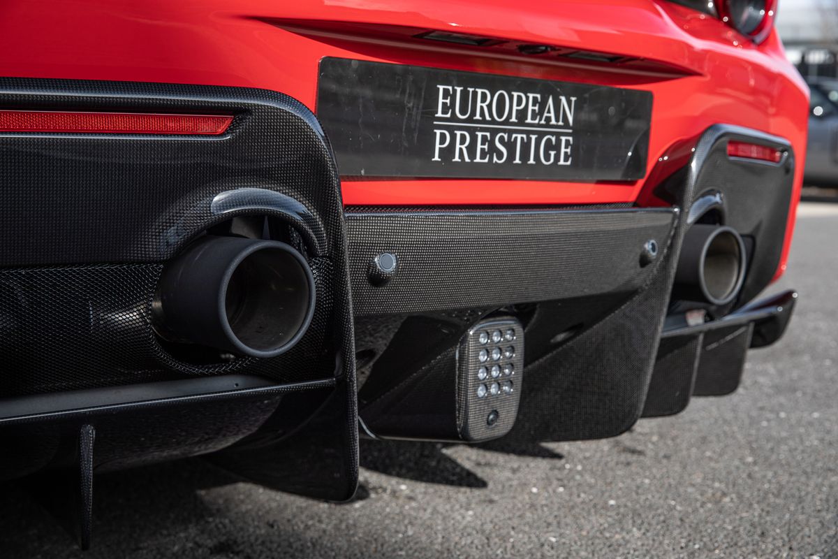 2020 Ferrari 488 Pista 3.9T V8 F1 DCT