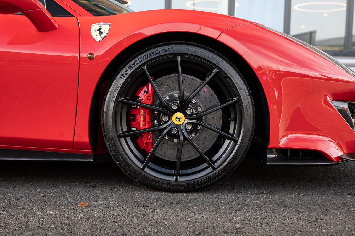 2020 Ferrari 488 Pista 3.9T V8 F1 DCT