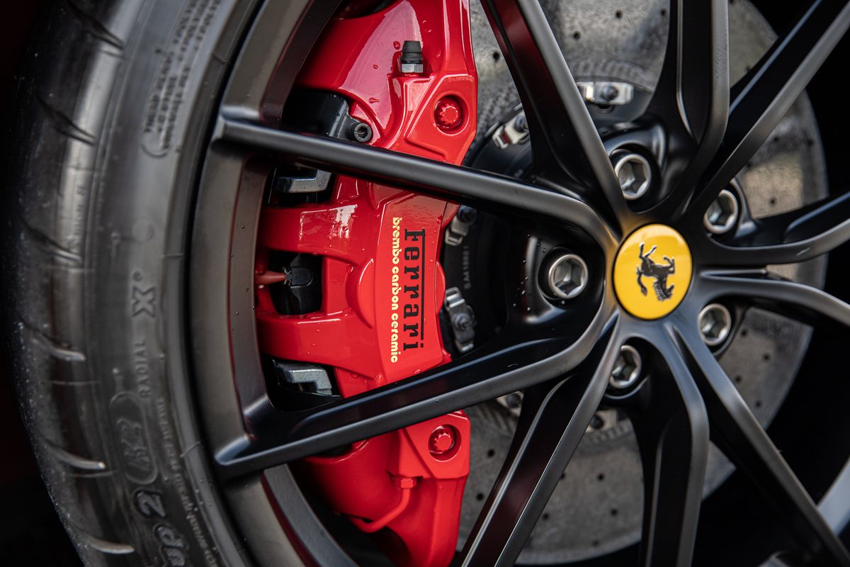 2020 Ferrari 488 Pista 3.9T V8 F1 DCT