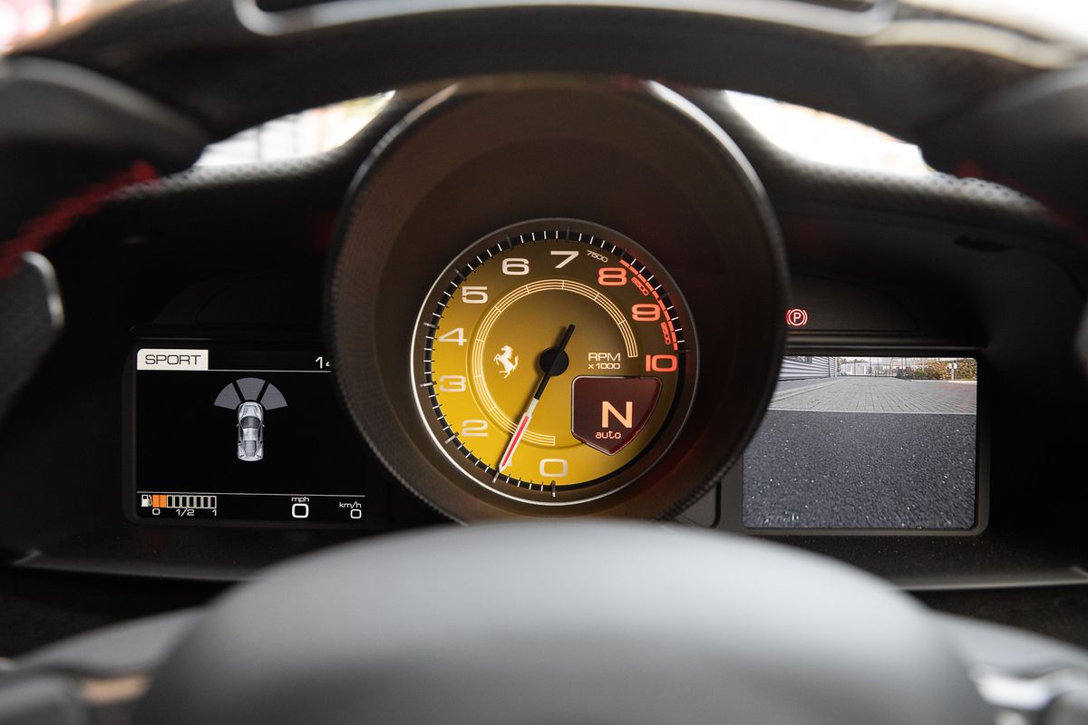 2020 Ferrari 488 Pista 3.9T V8 F1 DCT