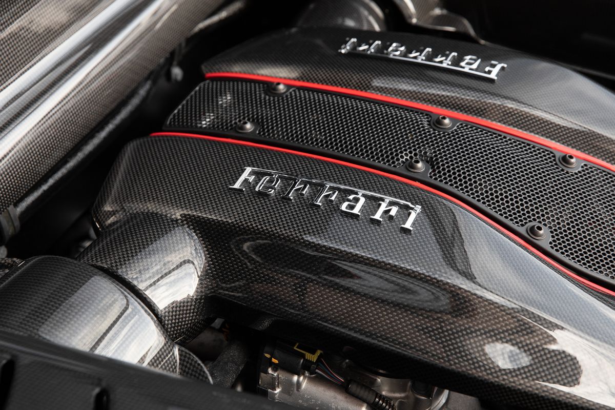 2020 Ferrari 488 Pista 3.9T V8 F1 DCT