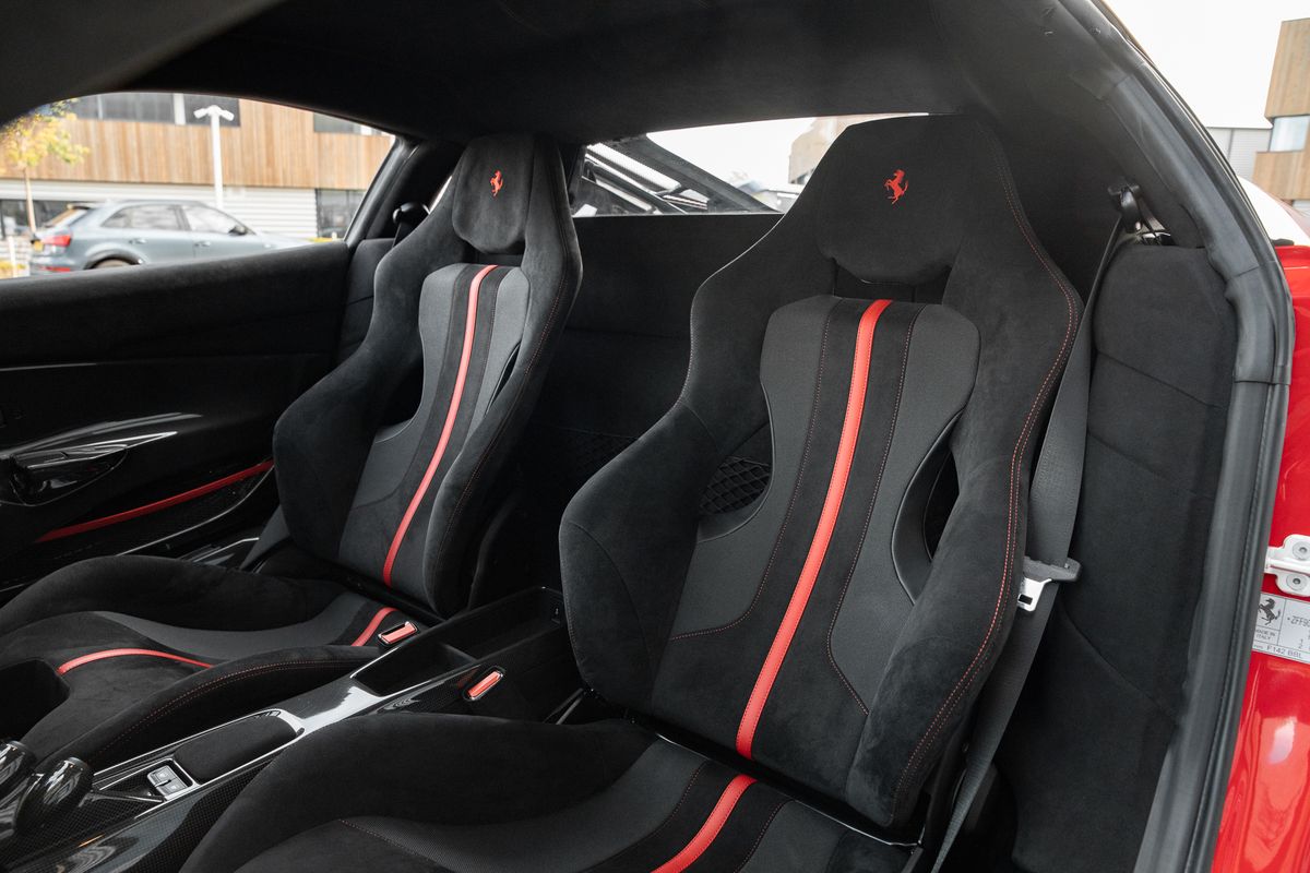 2020 Ferrari 488 Pista 3.9T V8 F1 DCT