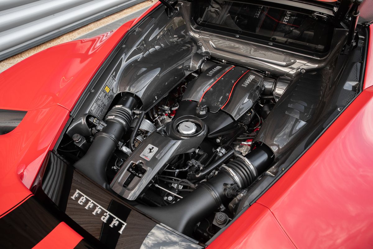 2020 Ferrari 488 Pista 3.9T V8 F1 DCT